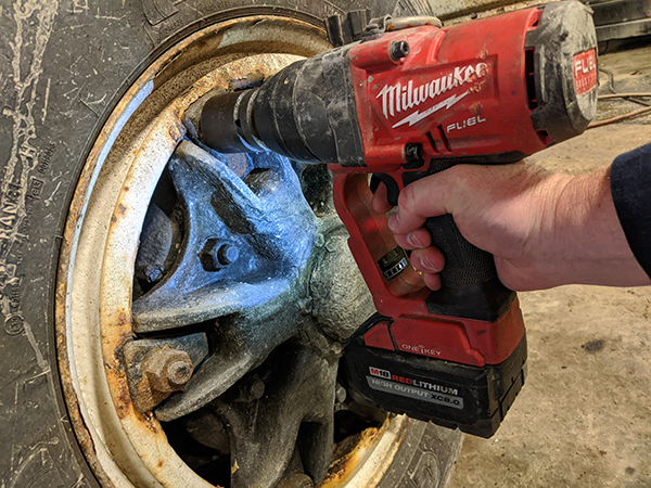 M18 FUEL 1" Impact Wrench