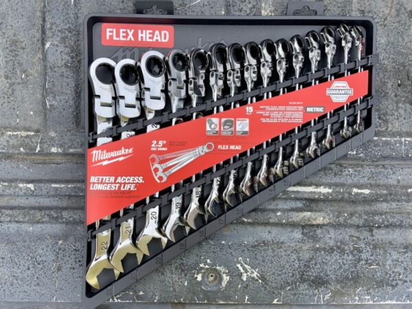 Milwaukee Flex-Head Ratcheting Combination Wrench Set - Tool Box