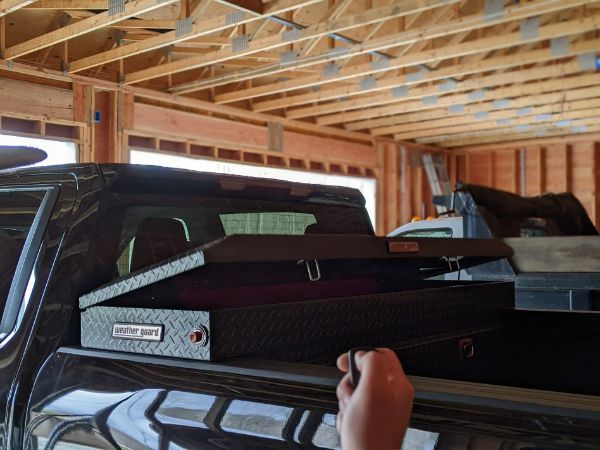 Weather Guard Saddle Pro PowerSync Toolbox Review